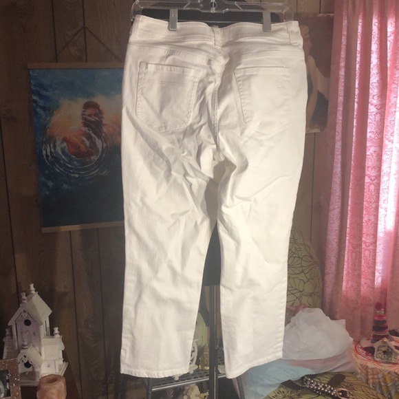 Chico’s White Jeans size 05 Crop - Picture 4 of 7